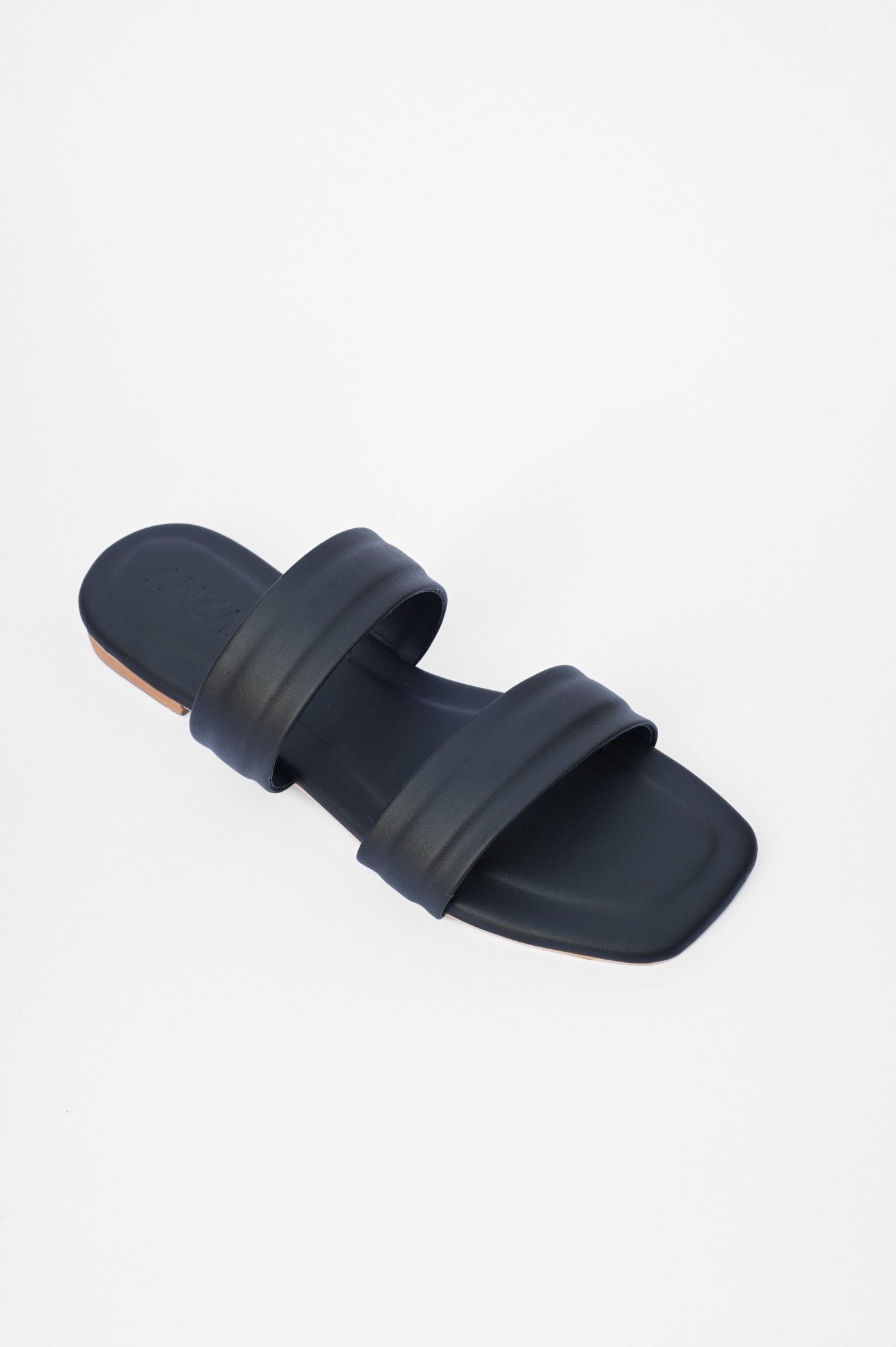 | ANZA Dolce Vita | Flats | Anza | OneHub