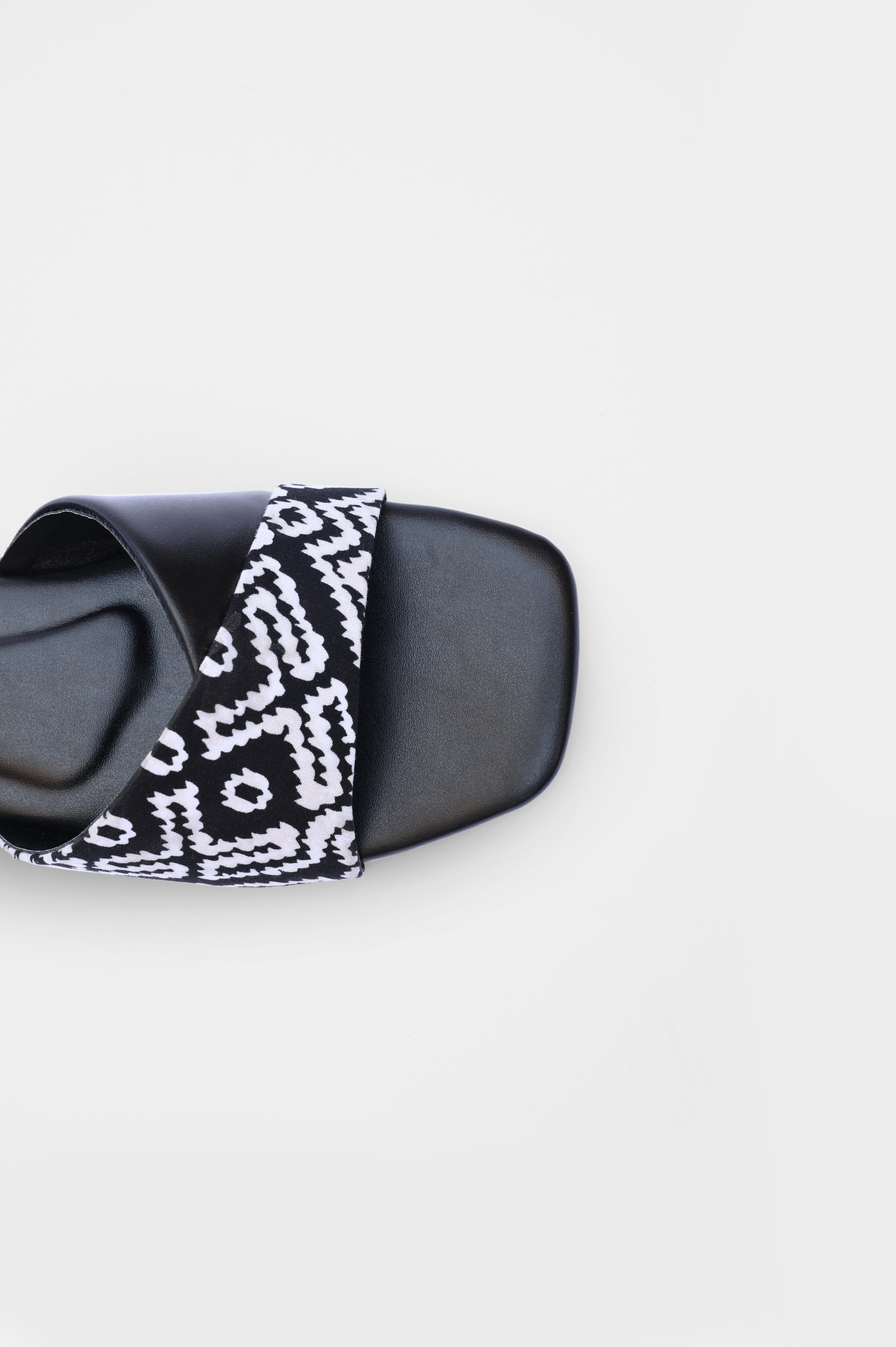  | ANZA Mona Lisa | Flats | Anza | OneHub